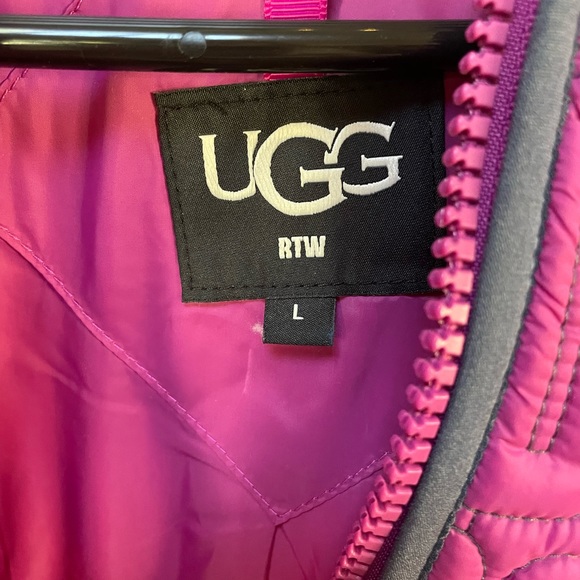 UGG Half Zip Sherpa Pullover - NWT - Picture 3 of 5